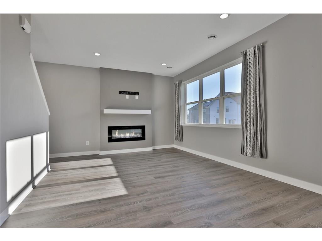 12703 Erskin St NE Blaine MN 55449 7051483 image10