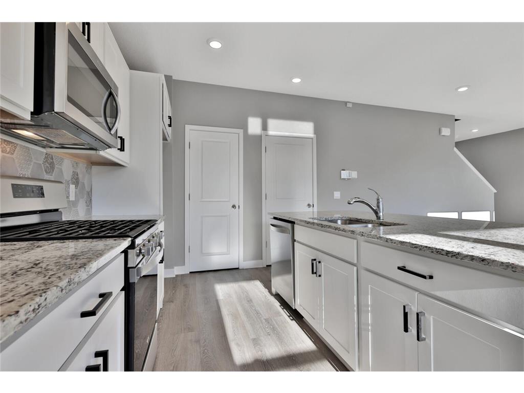 12703 Erskin St NE Blaine MN 55449 7051483 image14