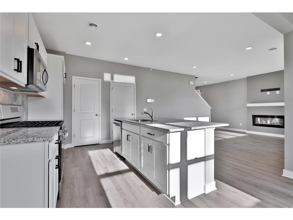 12703 Erskin St NE Blaine MN 55449 7051483 image15