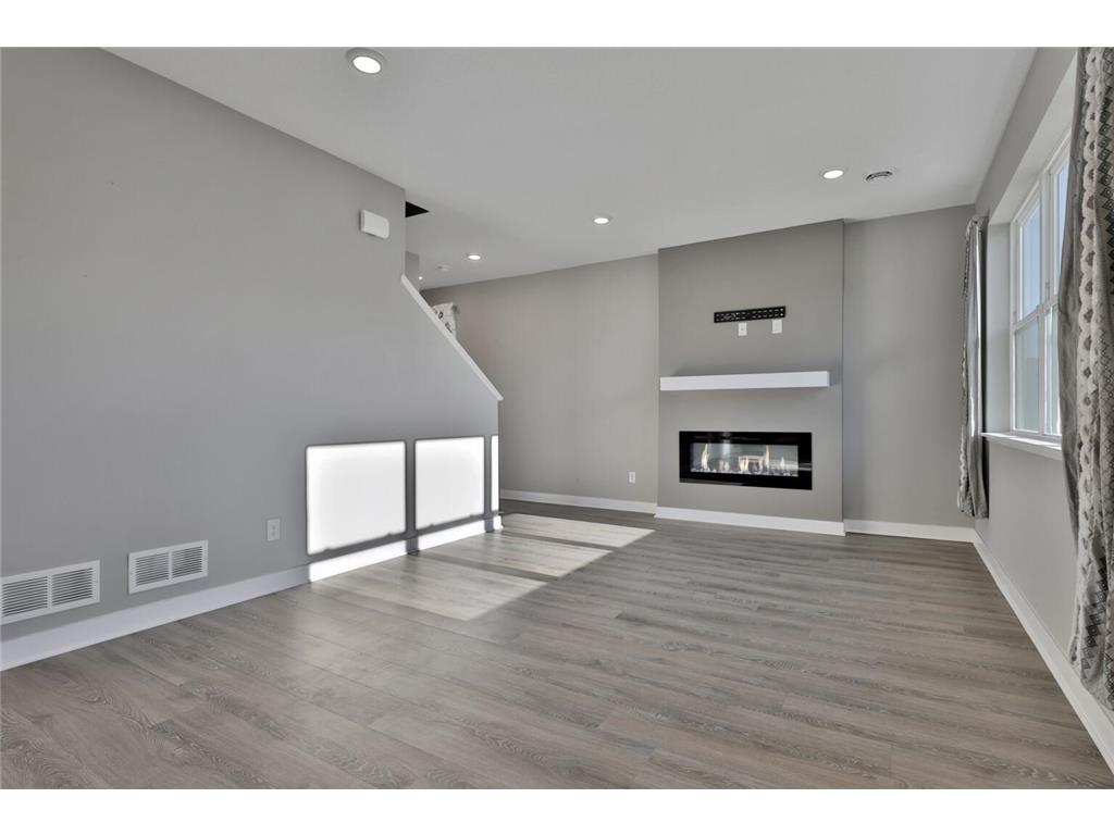 12703 Erskin St NE Blaine MN 55449 7051483 image9
