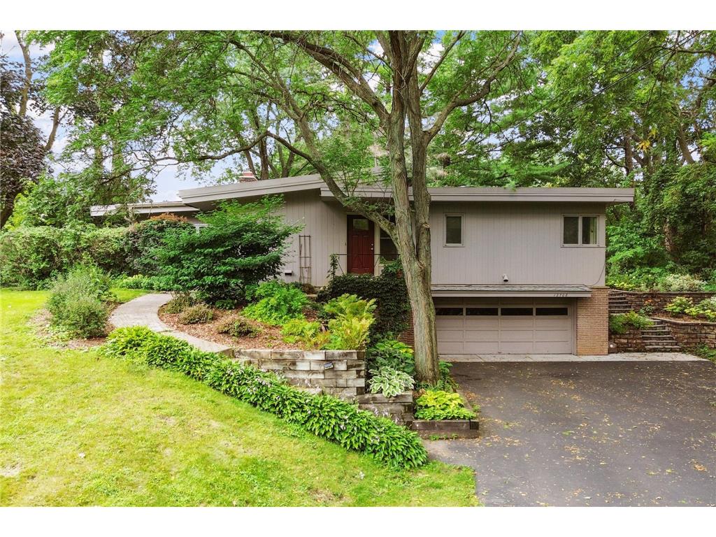 12708 Myrtle Circle Minnetonka MN 55305 6562934 image1