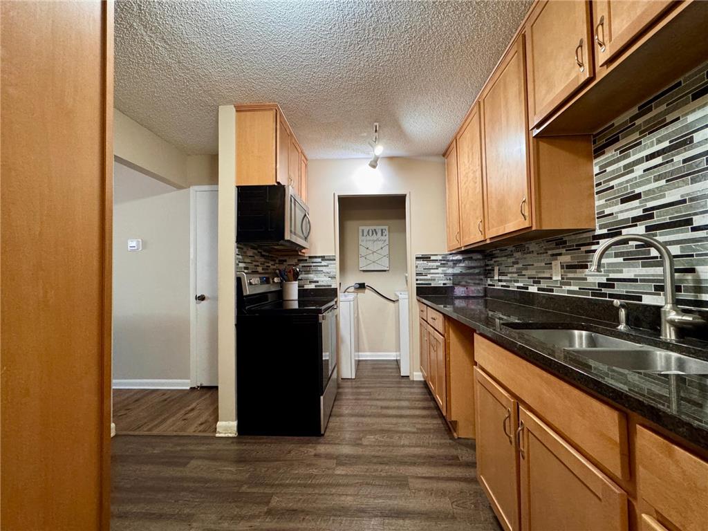 1271 Landmark Trail S Hopkins MN 55343 7075152 image8