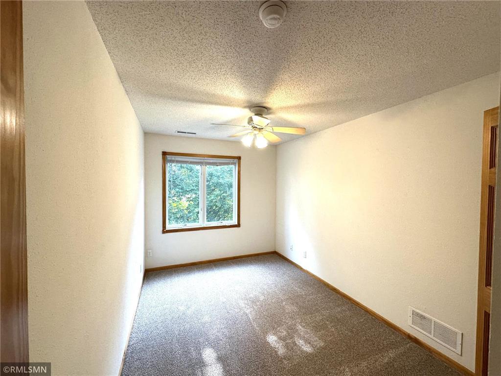 1271 Pinewood Trail #10 New Richmond WI 54017 7001393 image11