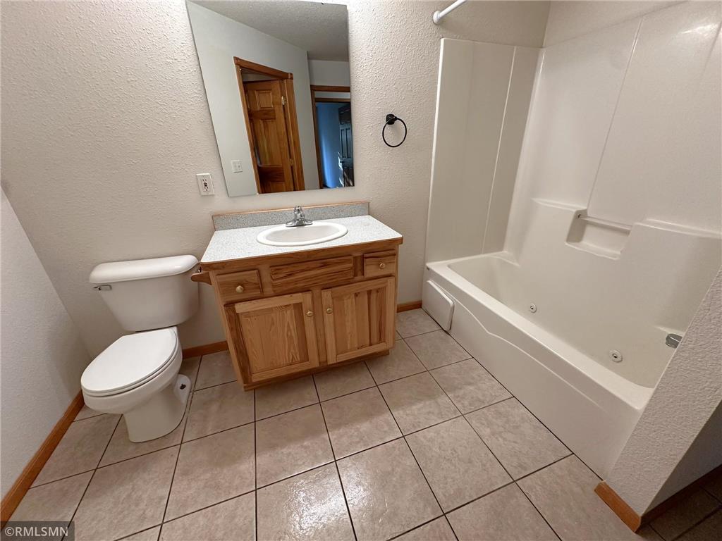 1271 Pinewood Trail #5 New Richmond WI 54017 7066051 image12