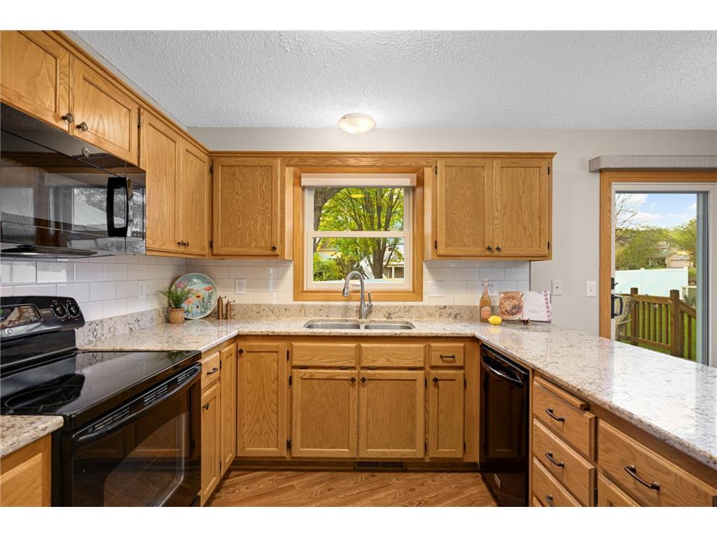12711 Edinborough Way Apple Valley MN 55124 7067741 image11