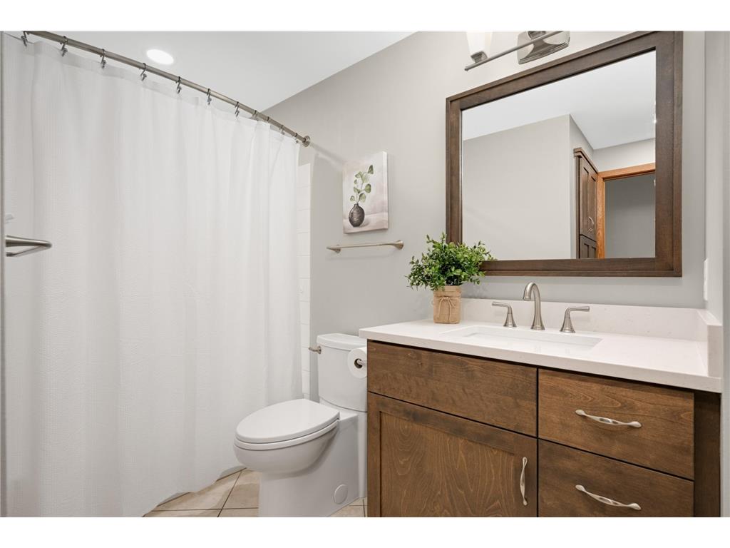 12711 Edinborough Way Apple Valley MN 55124 7067741 image18