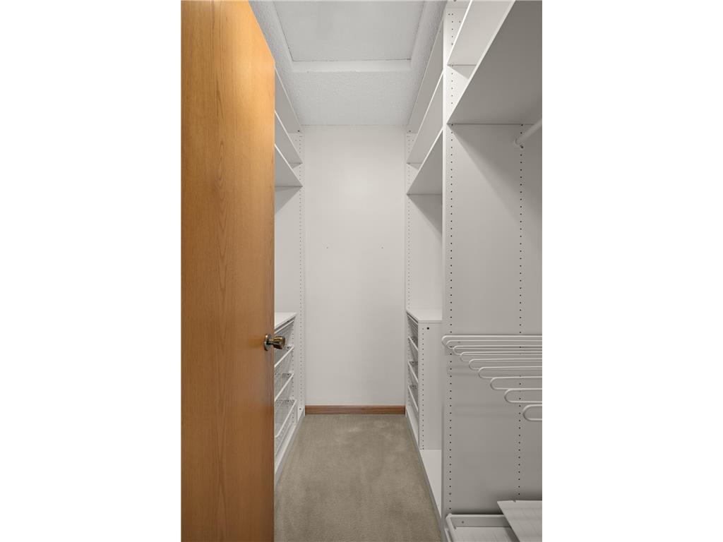12711 Edinborough Way Apple Valley MN 55124 7067741 image21