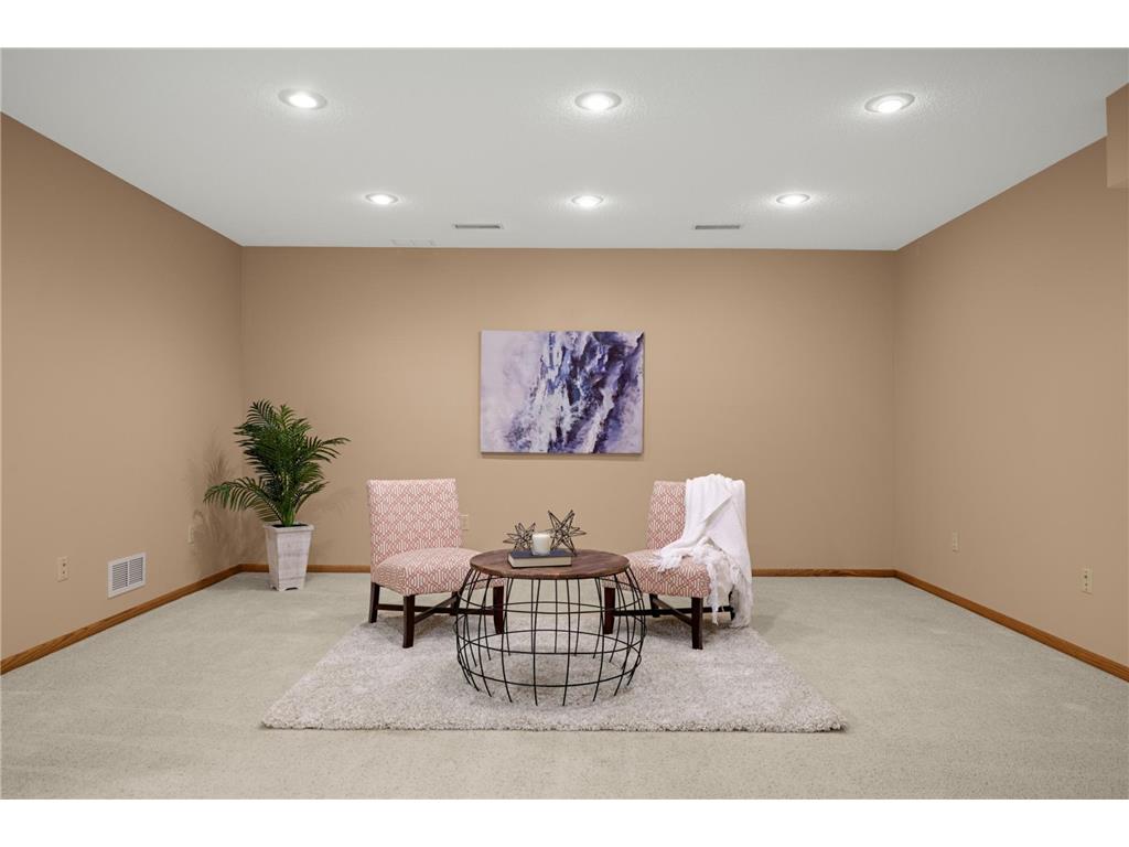 12711 Edinborough Way Apple Valley MN 55124 7067741 image27