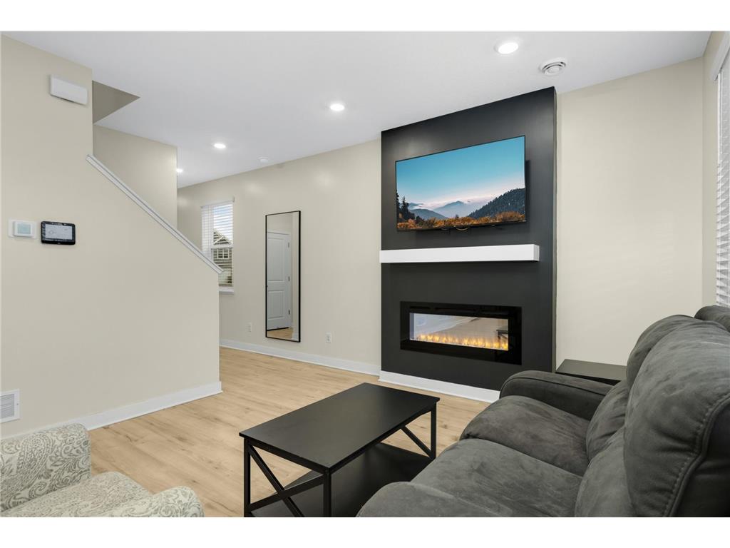 12714 Erskin Street NE Blaine MN 55449 6814278 image3