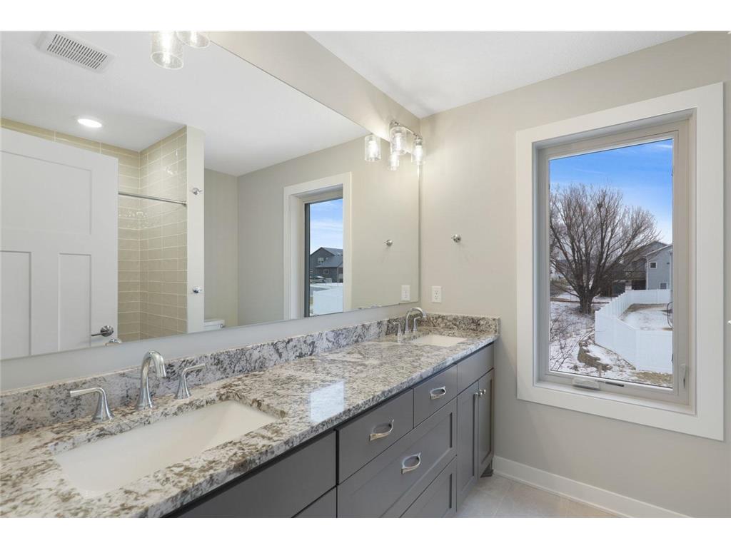 12715 Edison Street NE Blaine MN 55449 7023068 image21