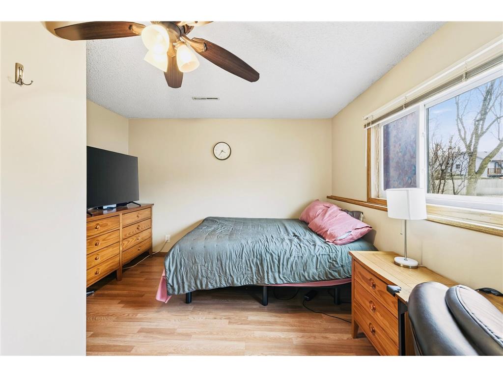 1272 Ferndale Street N Maplewood MN 55119 7038555 image10