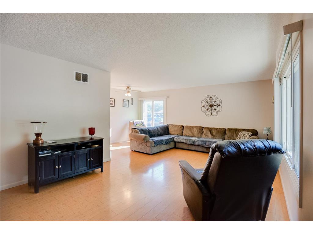 1272 Poppyseed Drive New Brighton MN 55112 6773525 image5