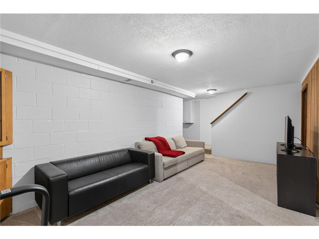 1272 Trailwood S Hopkins MN 55343 7107262 image18