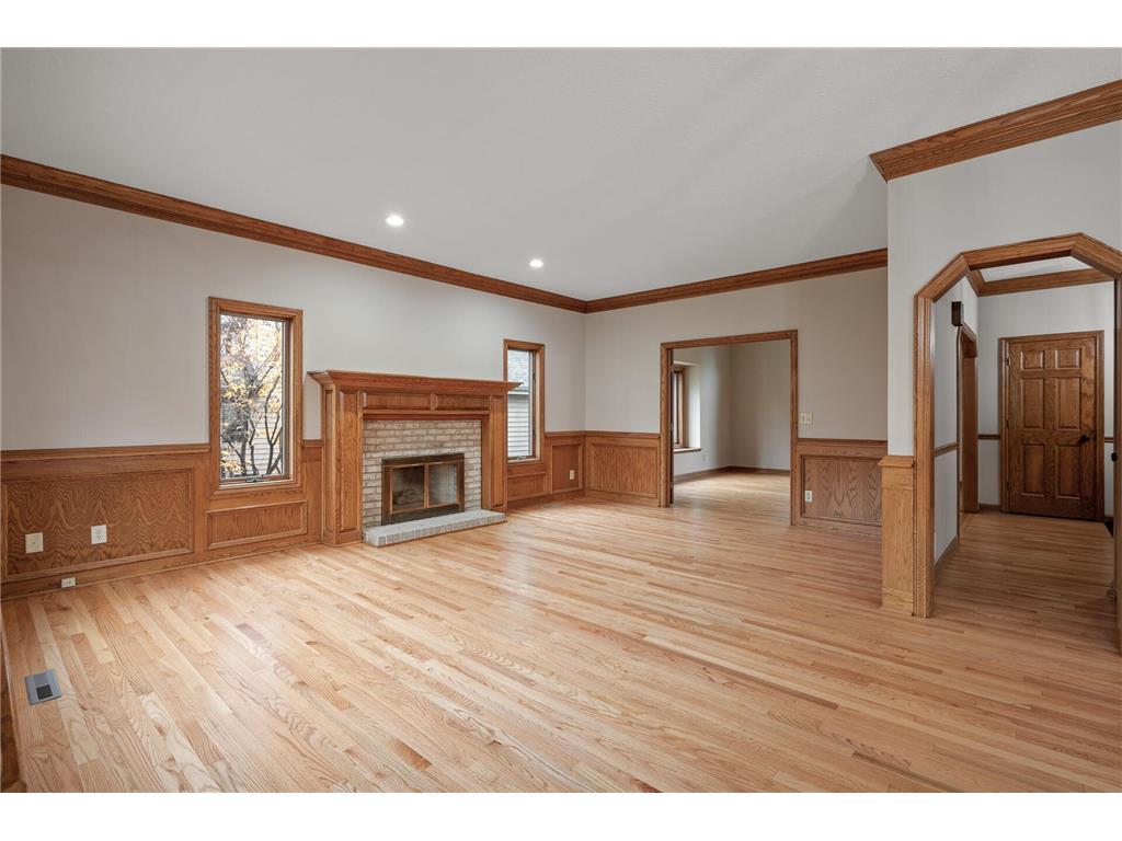 12728 Diamond Drive, Burnsville, MN, 55337 MLS 6555308 Edina Realty