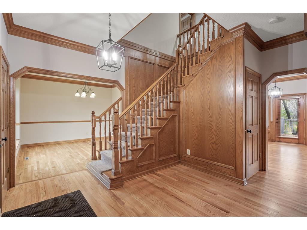 12728 Diamond Drive, Burnsville, MN, 55337 MLS 6555308 Edina Realty