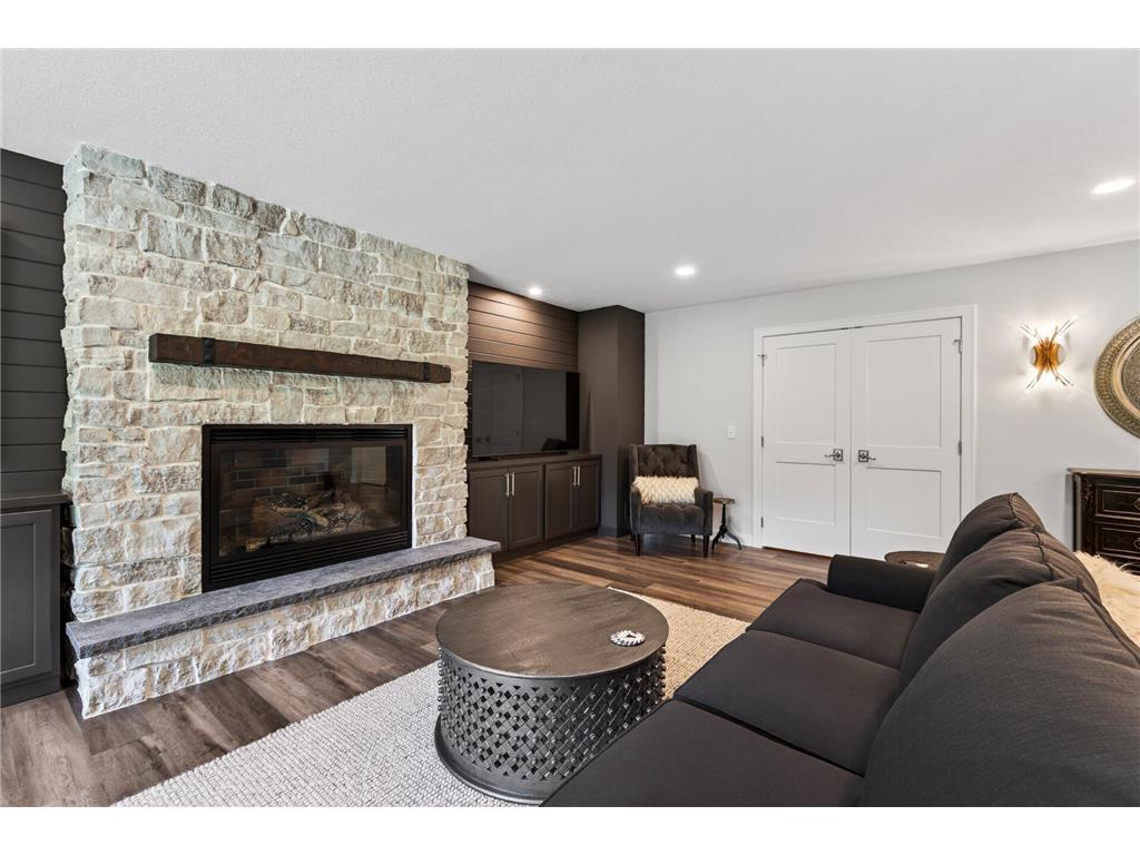 1274 227th Avenue NW Oak Grove MN 55005 7085915 image52