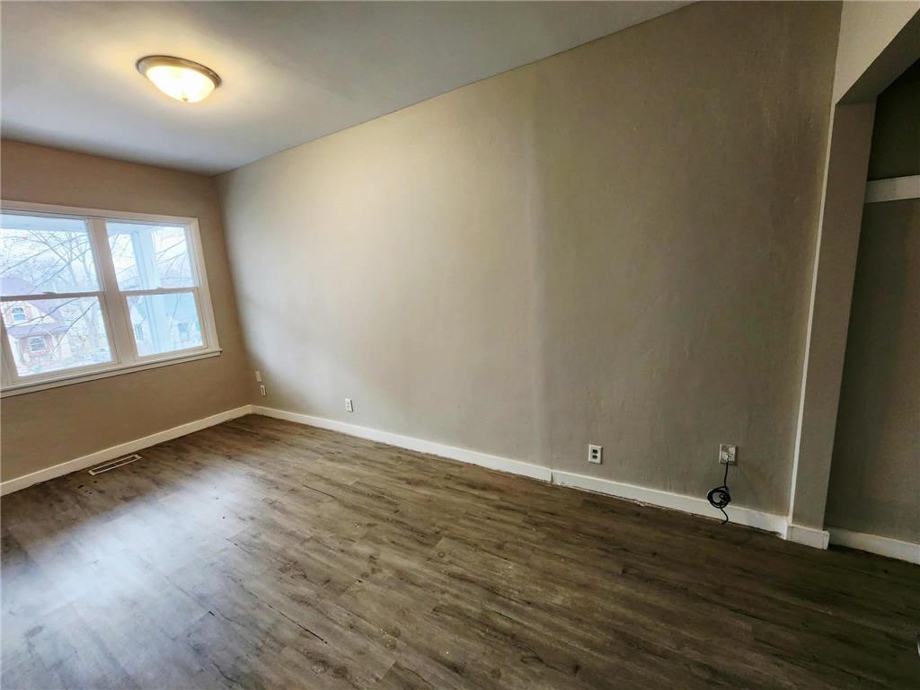 1274 Edgerton Street Saint Paul MN 55130 7063257 image8