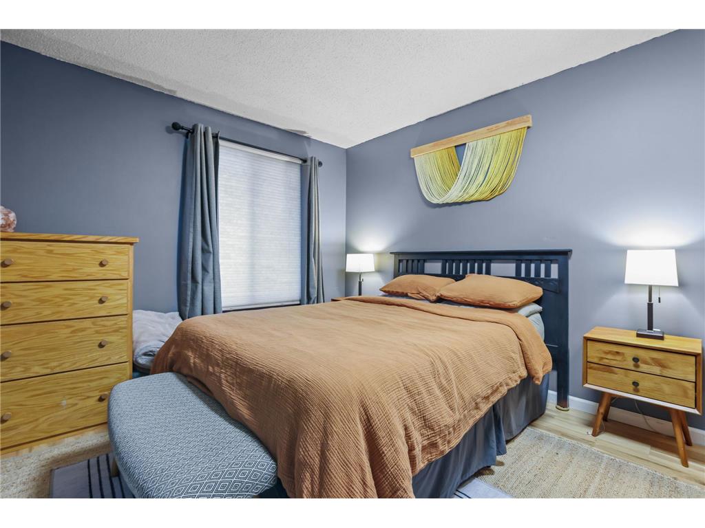 1274 Trailwood S Hopkins MN 55343 7023555 image19