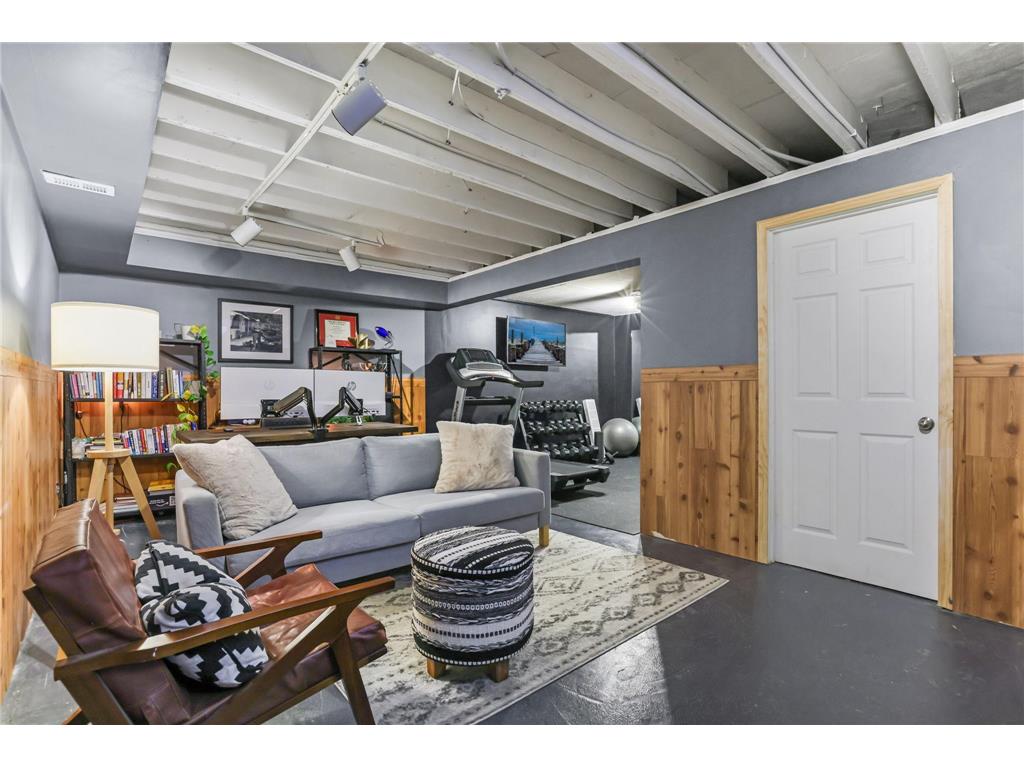 1274 Trailwood S Hopkins MN 55343 7023555 image23