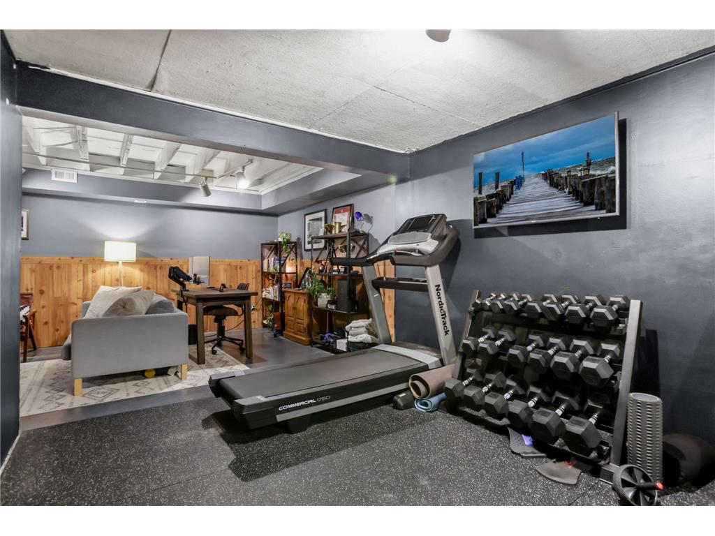 1274 Trailwood S Hopkins MN 55343 7023555 image26