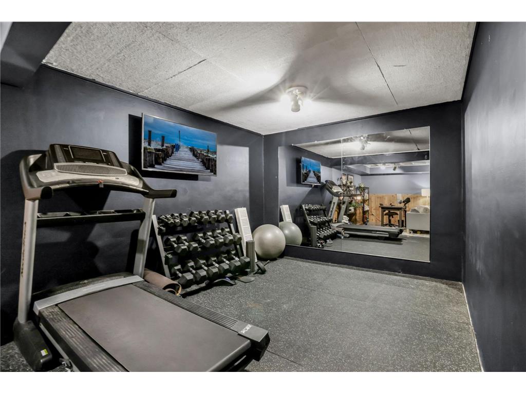 1274 Trailwood S Hopkins MN 55343 7023555 image27