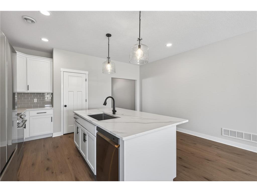 12745 292nd Lane Lindstrom MN 55045 7046132 image12