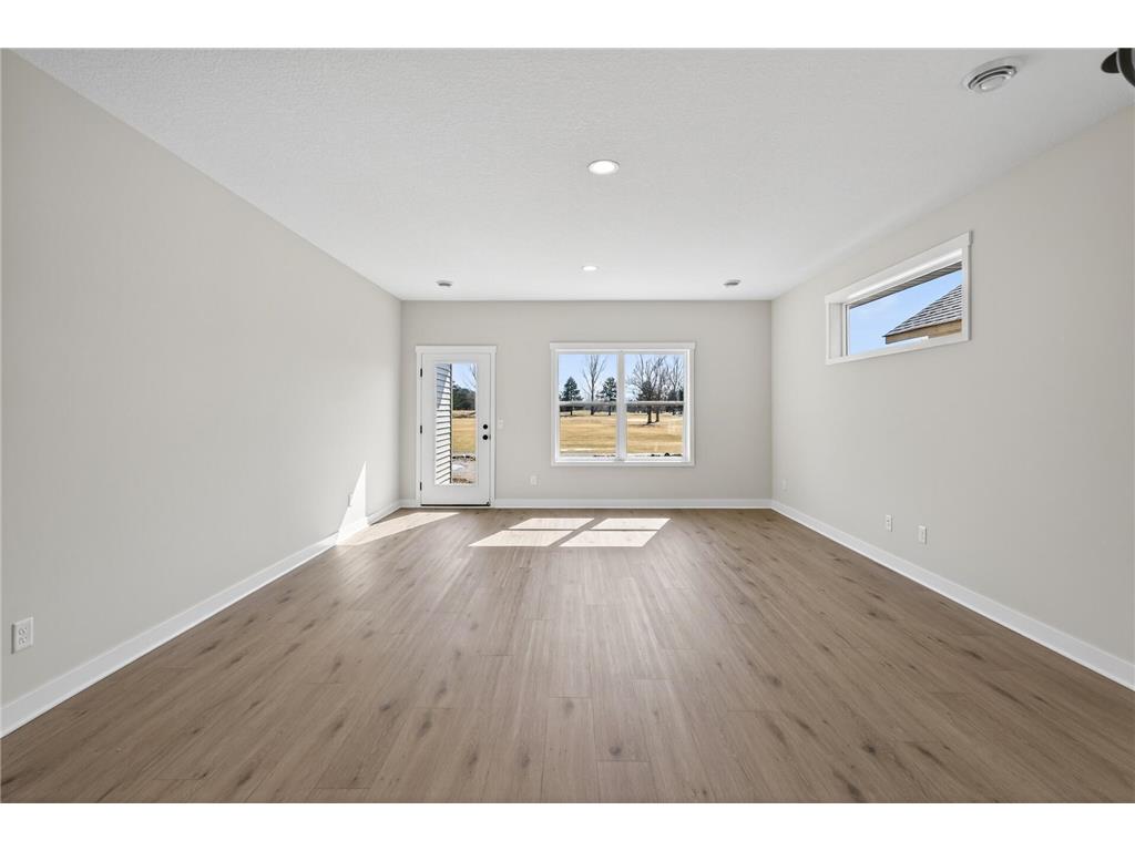 12745 292nd Lane Lindstrom MN 55045 7046132 image19