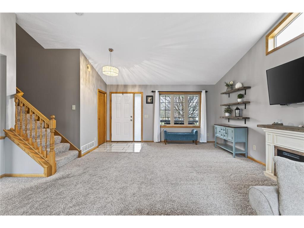 12748 Walter Drive Rogers MN 55374 7031466 image12