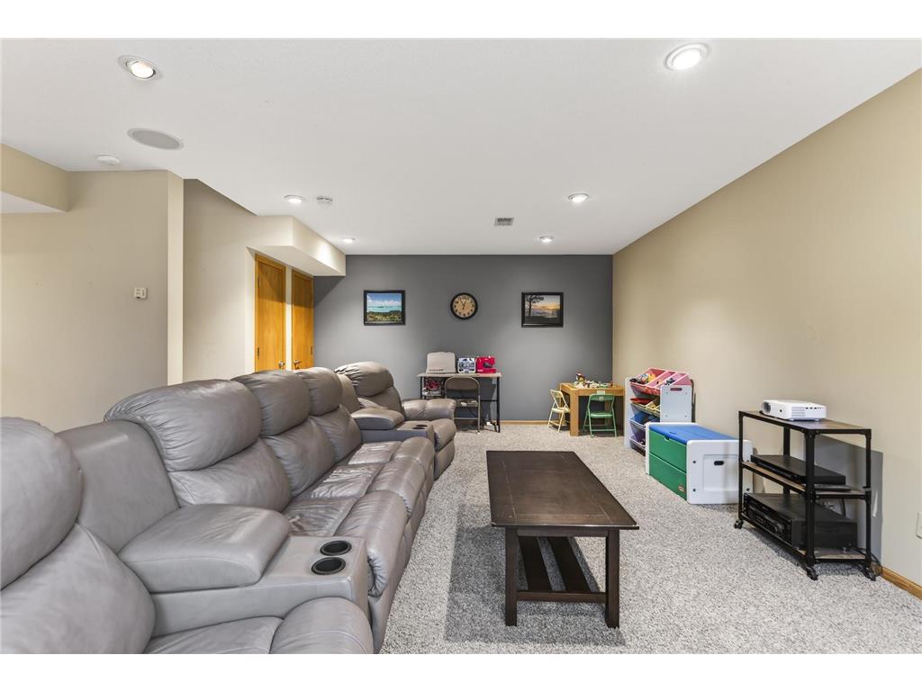 12748 Walter Drive Rogers MN 55374 7031466 image40