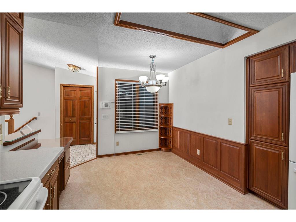 1275 Black Oaks Court N Plymouth MN 55447 - Gleason Lake 6755030 image12