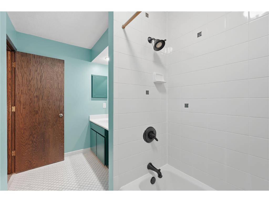 1275 Brighton Square New Brighton MN 55112 7055600 image33