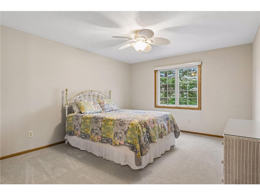 1275 Hilo Avenue N Oakdale MN 55128 7006255 image17