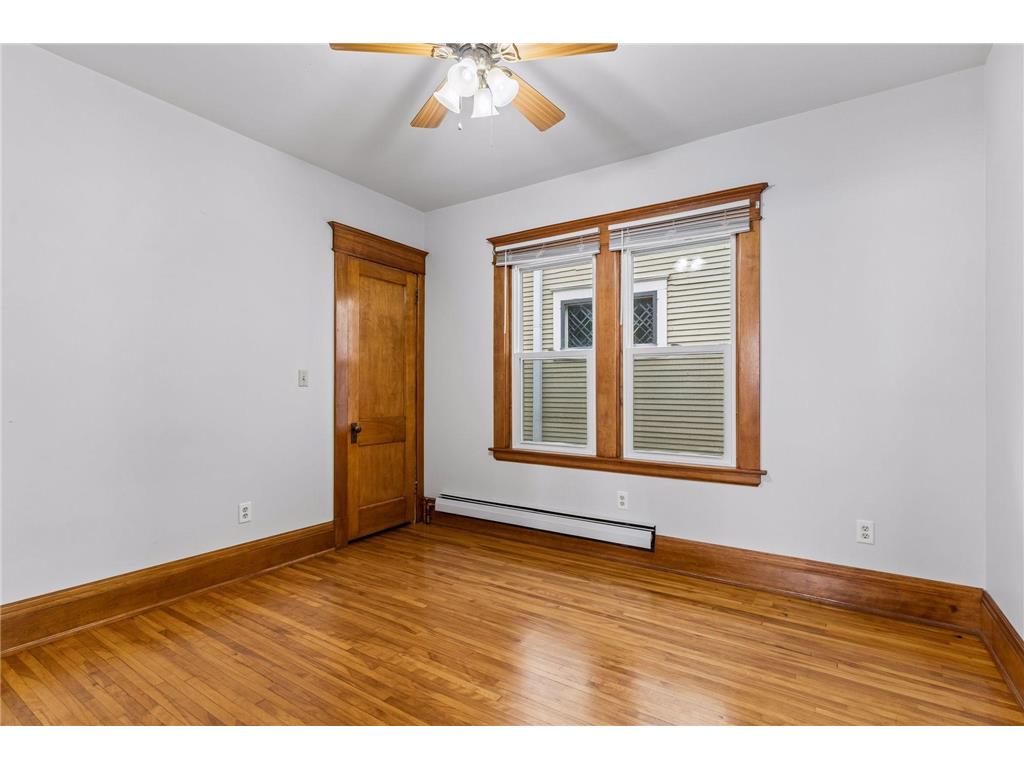 1275 Minnehaha Avenue W Saint Paul MN 55104 7089119 image14