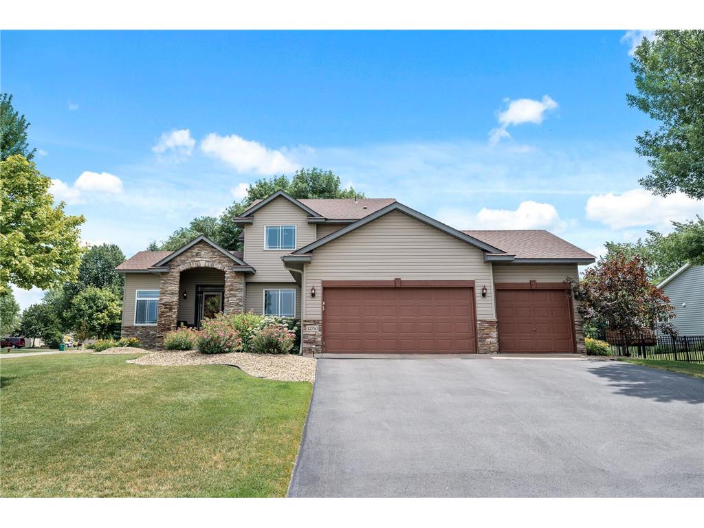 12750 Elm Parkway, Rogers, MN, 55374 MLS 6396045 Edina Realty