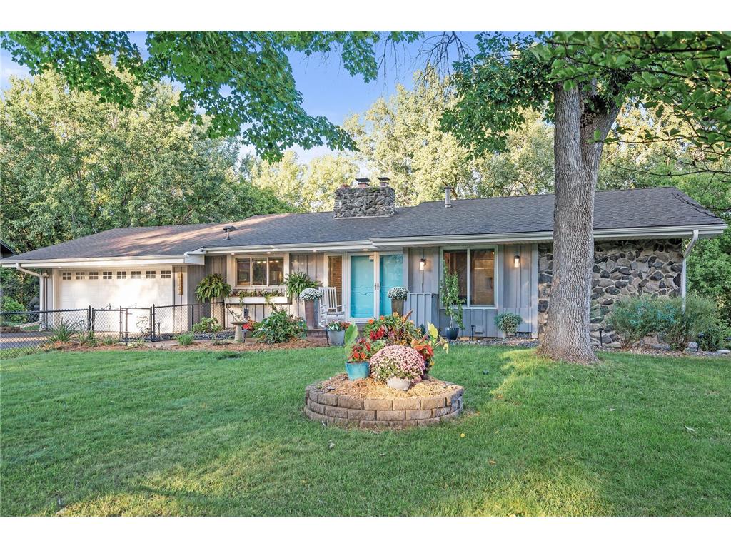 12752 Gordon Drive Eden Prairie MN 55346 6548539 image1