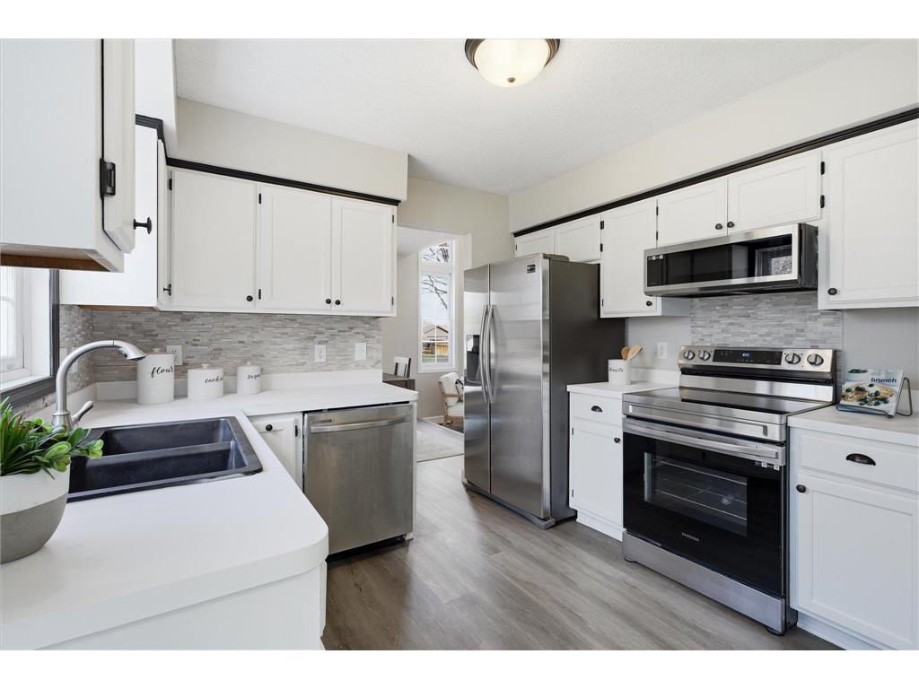 12753 87th Avenue N Maple Grove MN 55369 7049538 image2