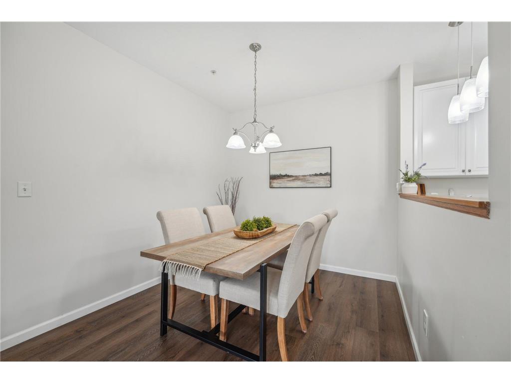 12761 Collegeview Drive #201 Eden Prairie MN 55347 7038468 image12