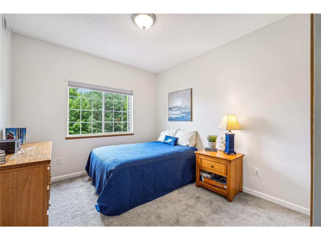 12761 Collegeview Drive #201 Eden Prairie MN 55347 7038468 image17