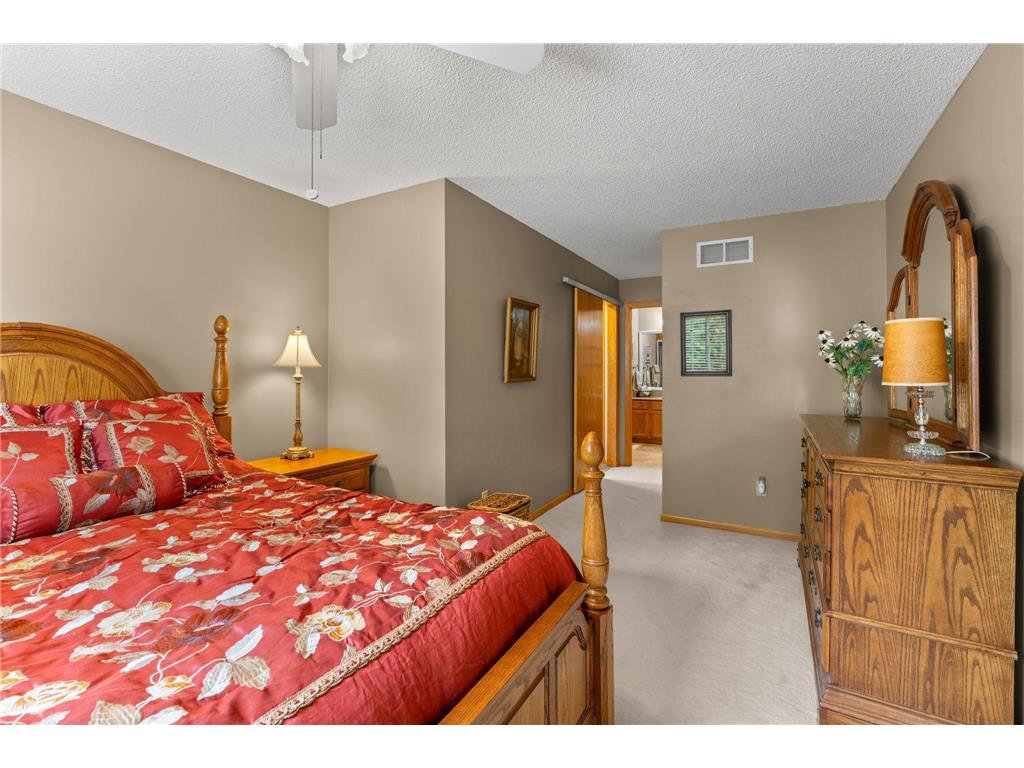 12761 Edgewater Path Apple Valley MN 55124 7065443 image19
