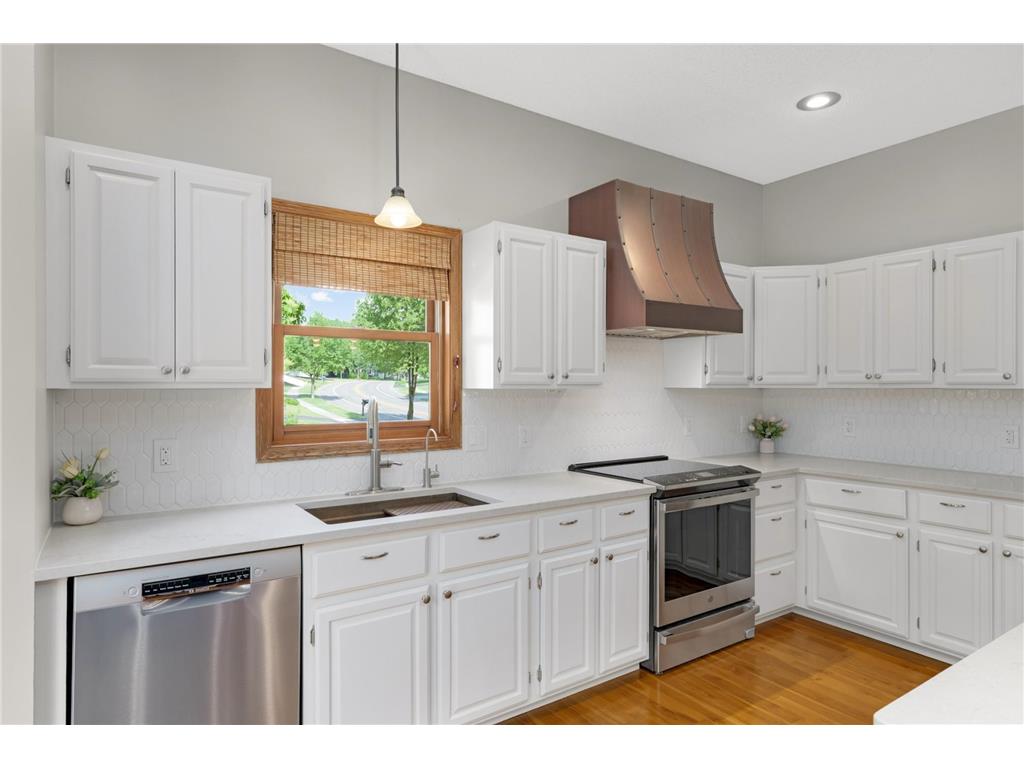 12769 Diamond Path Apple Valley MN 55124 7066200 image8
