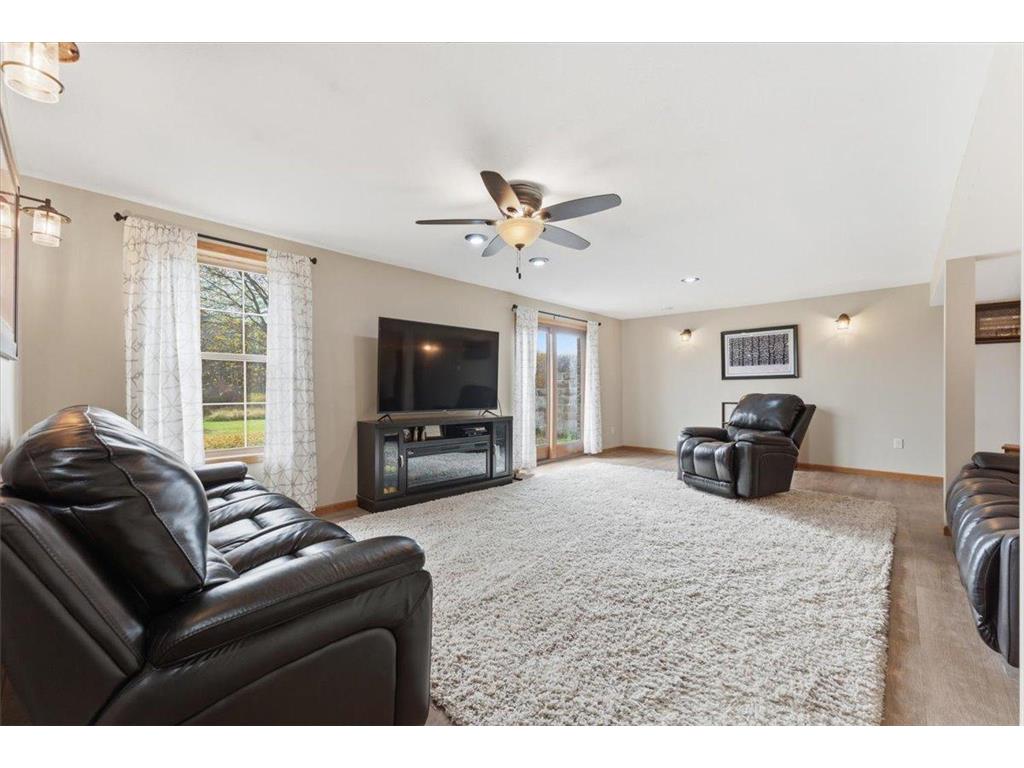 1277 Delta Street Ogilvie MN 56358 6813296 image14