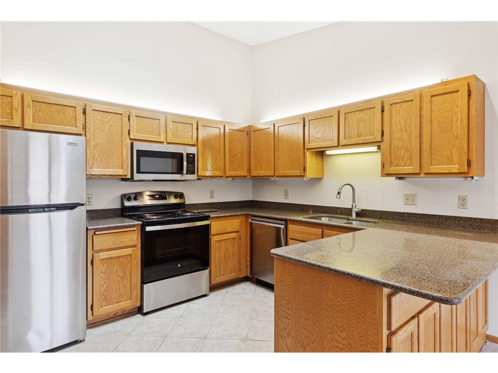 12775 82nd Place N Maple Grove MN 55369 6813669 image11