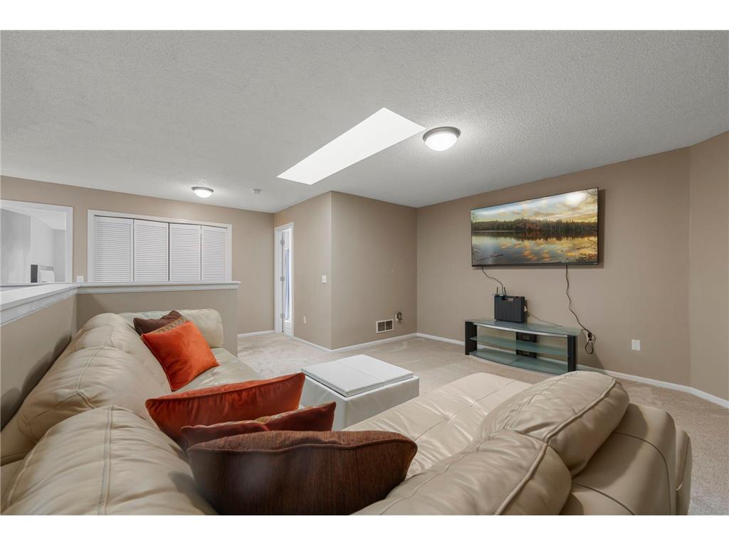 12775 Ulysses Circle NE Blaine MN 55434 6819892 image23