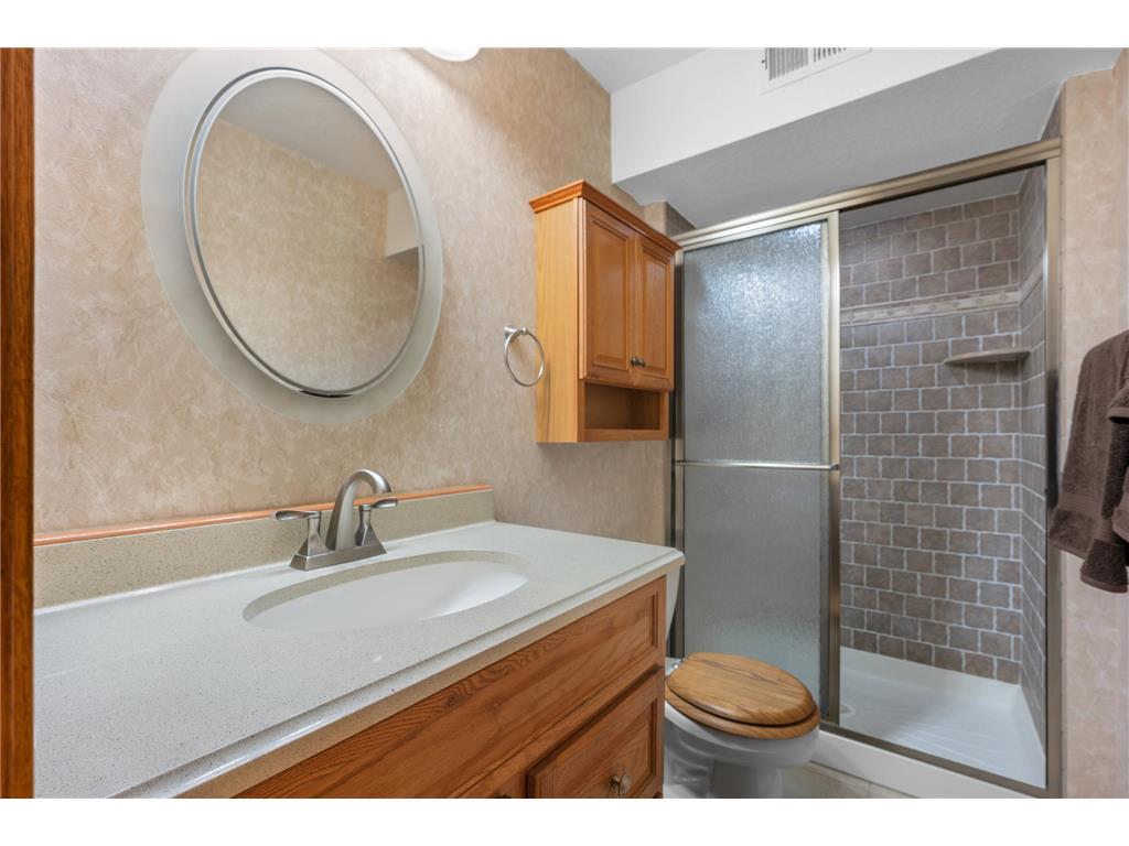 12781 84th Avenue N Maple Grove MN 55369 7007057 image34