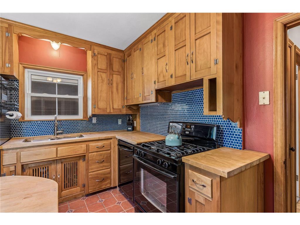 1279 Niles Avenue Saint Paul MN 55116 7041257 image13