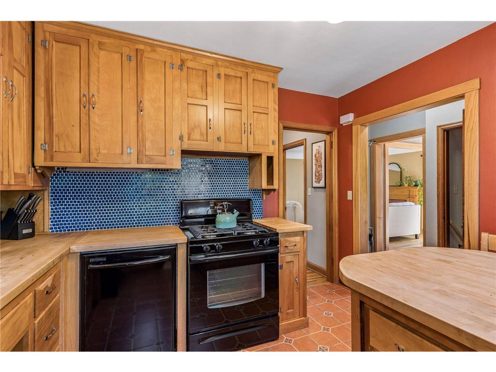 1279 Niles Avenue Saint Paul MN 55116 7041257 image15
