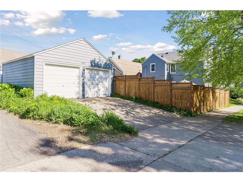 1279 Niles Avenue Saint Paul MN 55116 7041257 image42
