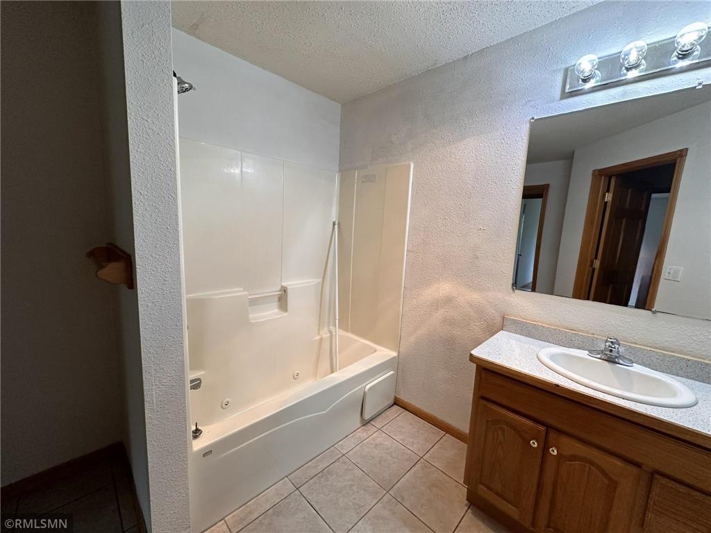 1279 Pinewood Trail #2 New Richmond WI 54017 7098078 image11