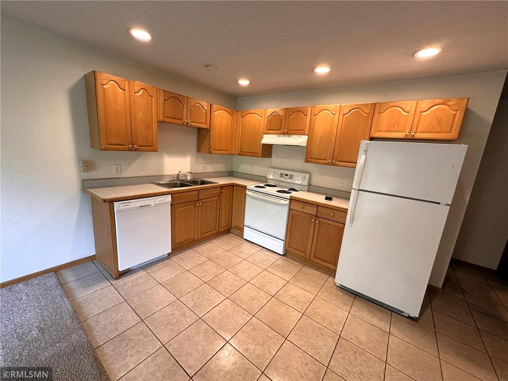 1279 Pinewood Trail #2 New Richmond WI 54017 7098078 image3