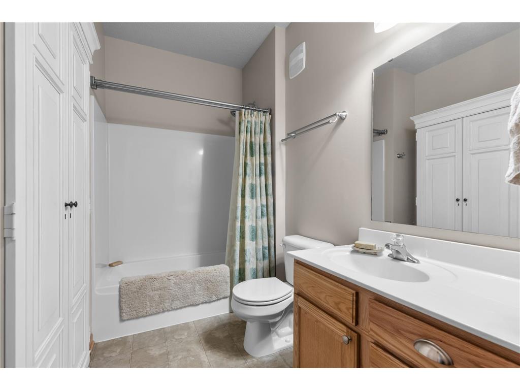12795 Collegeview Drive #203 Eden Prairie MN 55347 7045153 image13